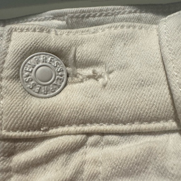 EXPRESS Slim Super High Rise Denim Perfect Size 8R  White Straight Leg Jeans - Picture 6 of 17
